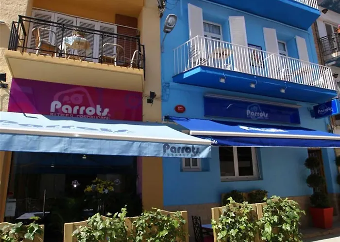 Отель Parrots Сиджес