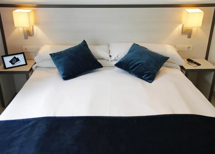 Отель Parrots Сиджес